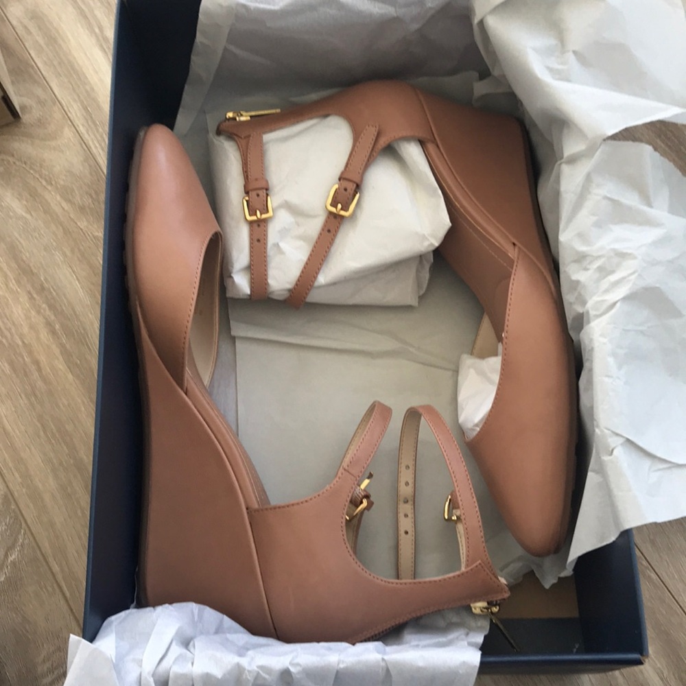 NEW IN BOX Cole Haan wedge pumps
